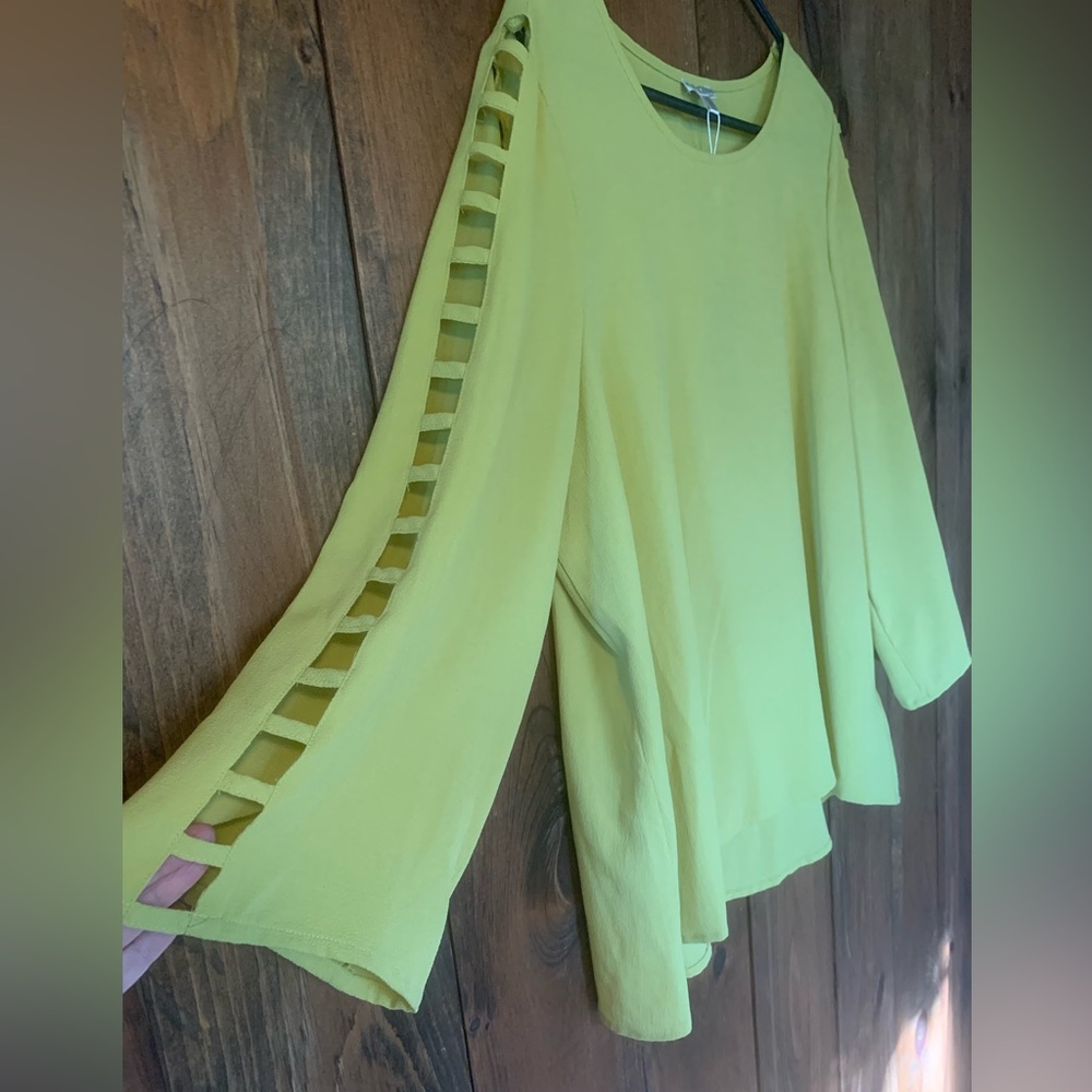 Yellow three-quarter sleeve blouse with slotted sleeves
